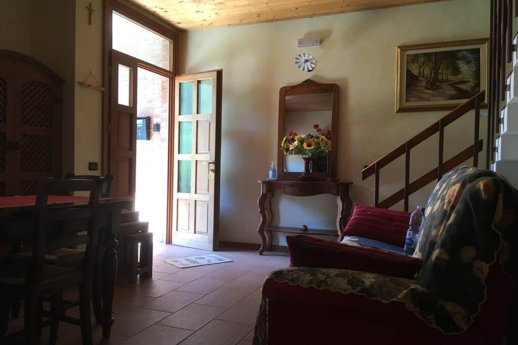 Casa A Schiera Fronte Lago Con Giardino Barcis Εξωτερικό φωτογραφία