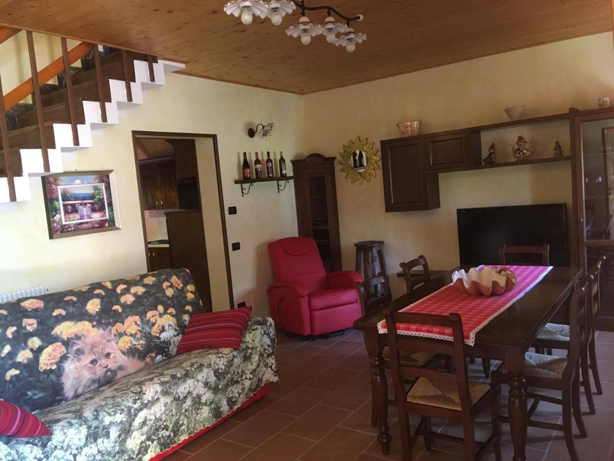 Casa A Schiera Fronte Lago Con Giardino Barcis Εξωτερικό φωτογραφία