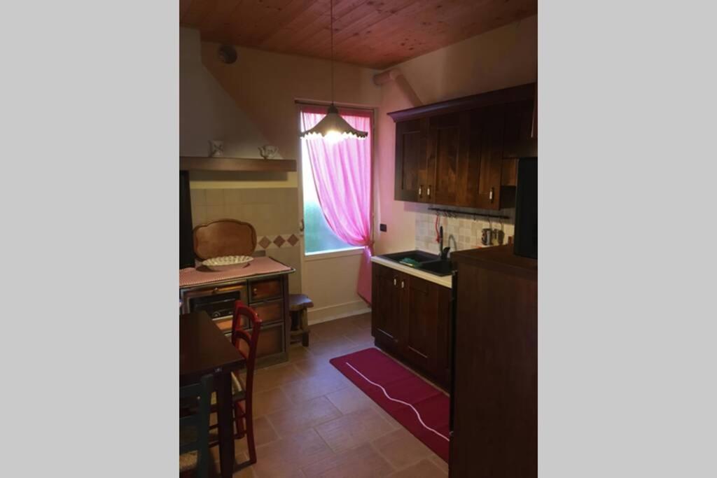 Casa A Schiera Fronte Lago Con Giardino Barcis Εξωτερικό φωτογραφία